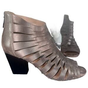 Donald J Pliner Size 9.5 Brown Leather Sandals Block Heel Peep Toe Cutout – Read